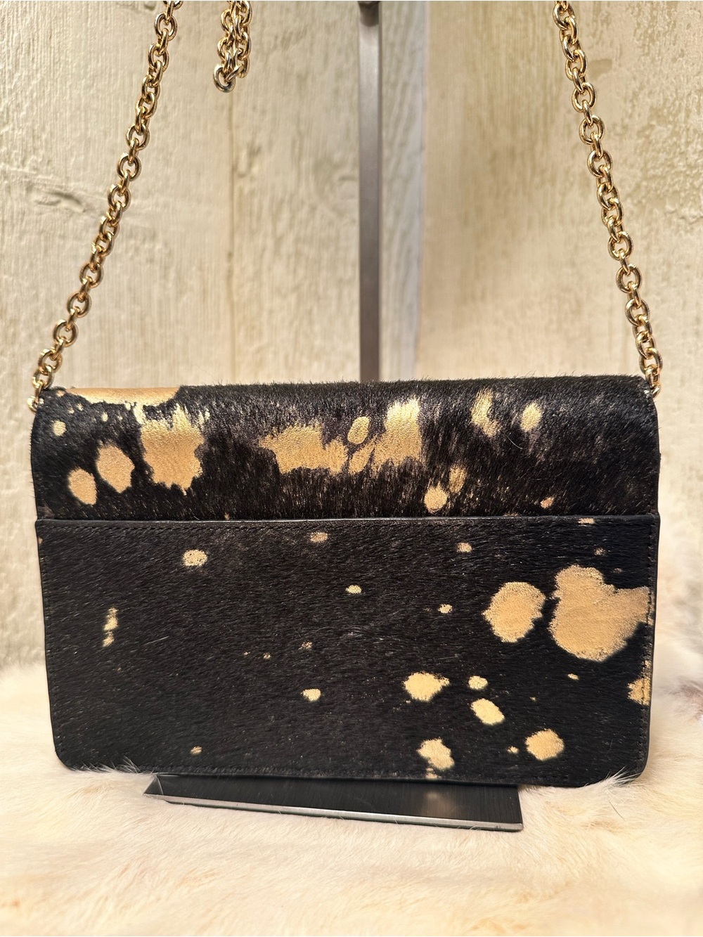 henri bendel Calf hair Black&Gold Fleck Splatter Crossbody with Chain Strap - Picture 3 of 7